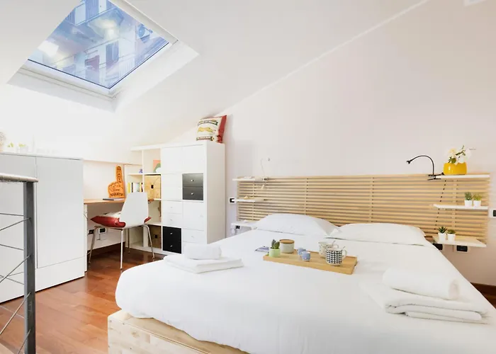 Easylife - - Corso Xxii Marzo 39pt - Duomo * Mediolan